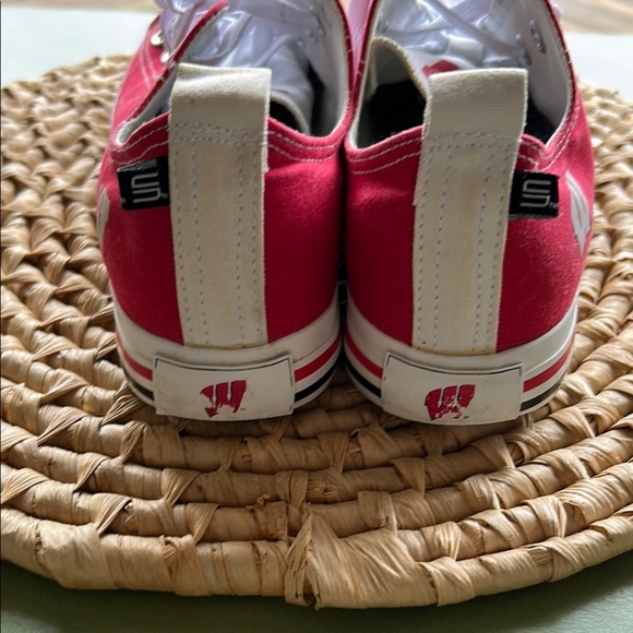 Converse UW Madison Red and White Canvas Sneakers size 10M - Picture 7 of 7